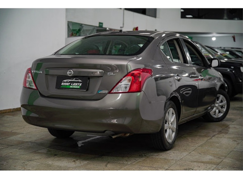 Nissan Versa 1.6 SL 16V FLEX 4P MANUAL
