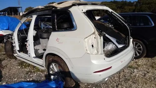 Imagem 5 de 8 de Volvo Xc90 D5 Momentum 2017 - Sucata Motor Peças Acessórios