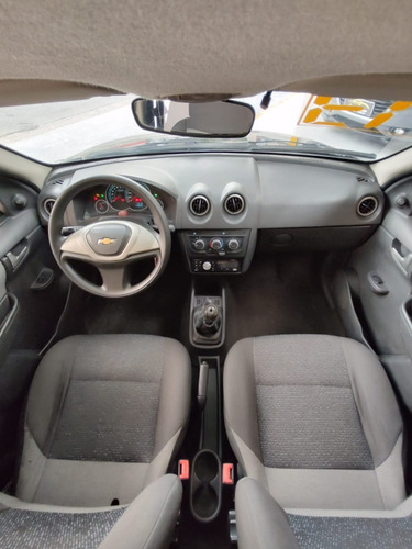 Imagem 8 de 15 de Chevrolet Celta