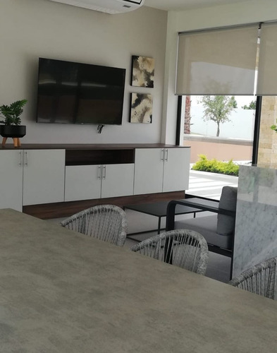 Imagen 21 de 30 de Se Vende Casa Entre El Refugio Y Zibata, Equipada De Super L
