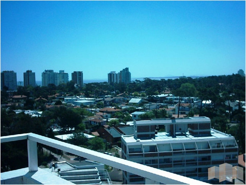 Imagen 2 de 30 de Apartamento En Punta Del Este, Aidy Grill