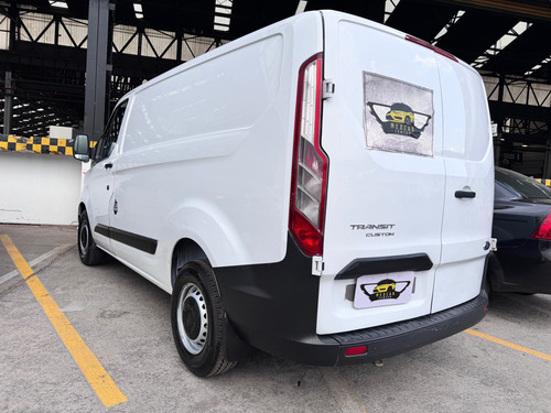 Ford Transit 2.2 Van Corta Techo Bajo Aa Custom Mt