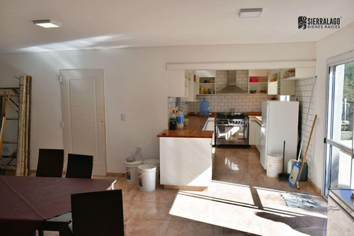 Casa Más Terreno Para Departamentos O Locales.