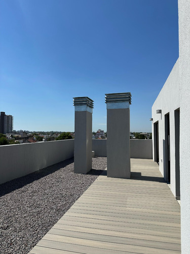 Ultimas unidades te regalamos el sellado Venta De Pozo Departamento 1 Y 3 Ambientes Wilde Centro Local Comercial Cochera Echeverria 166