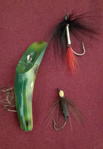 Señuelos Y Moscas Para Pesca Set Por 9 Piezas Varios (Usado)