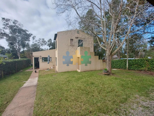 Vende Casa En Balneario Buenos Aires, Manantiales, De 2 Dormitorios En Suite. - Ref : Eqp6622