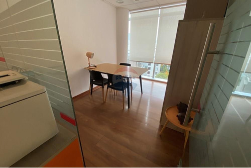 Oficina 80m2 En Av. Las Condes Con Las Tranqueras