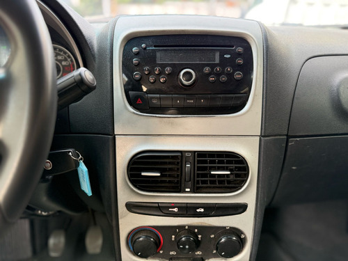 Fiat Idea 1.4 Attractive Flex 5p