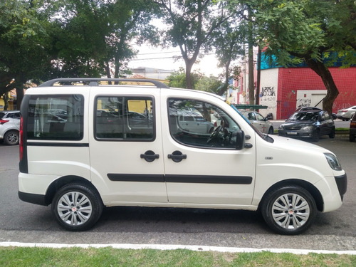 Fiat Doblo 1.8 MPI ESSENCE 7L 16V FLEX 4P MANUAL