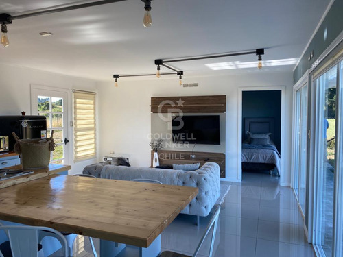 Venta De Casa/frente Al Lago.