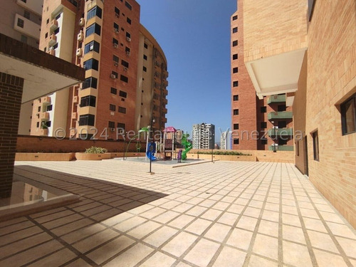 Exclusivo Apartamento En Conjunto Residencial De Alto Nivel La Trigaleña 24-16836