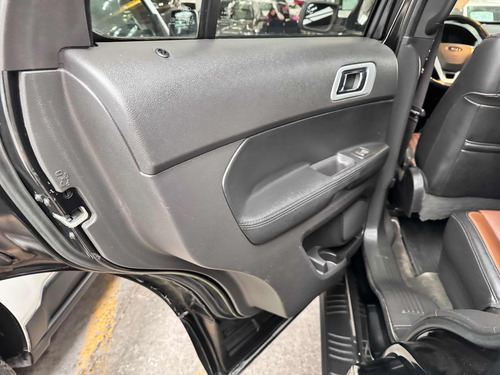 Ford Explorer 4.0 Limited V6 Sync 4x2 Mt