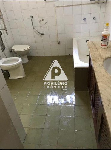 Imagem 14 de 24 de Casa No Jardim Botânico, 3 Quartos, 4 Vagas E Quintal. - 35969