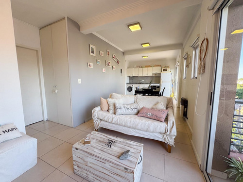 Departamento 3 Ambientes Con Dos Balcones Al Frente En Venta - Pringles 44 - Lanús Oeste