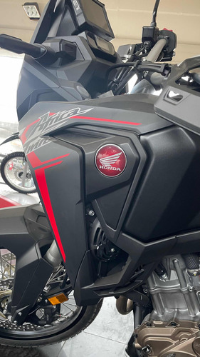 Imagen 1 de 13 de Honda Africa Twin 1100 At