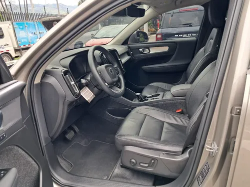 Volvo XC40 2.0 Momentum