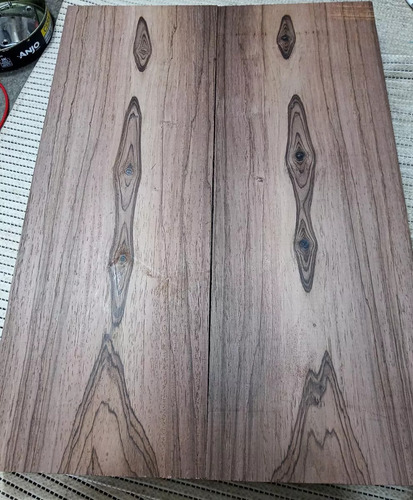 Bloco De Jacarandá Para Guitarra Em 2 Partes 48x34x4,5 N03