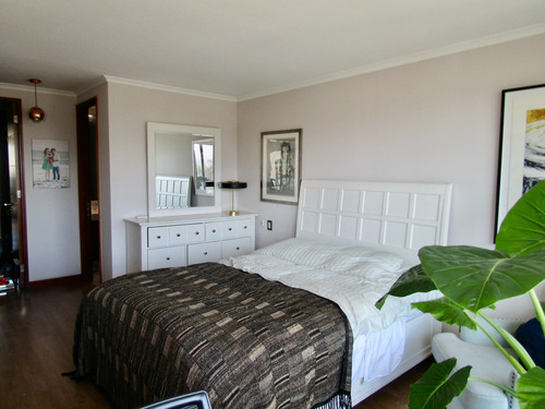 Hermoso Y Amplio Departamento En Lo Barnechea (4d / 3b)