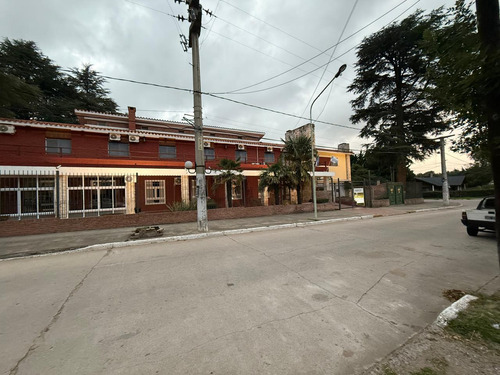 Casa En Venta En Villa Giardino, Oportunidad