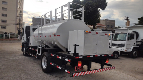 Volkswagen 13-190 Modelo 2014 Com Tanque Comboio