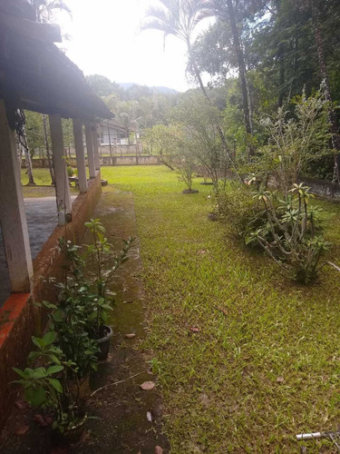Imagem 2 de 14 de Linda Chácara Em Itanhaém
