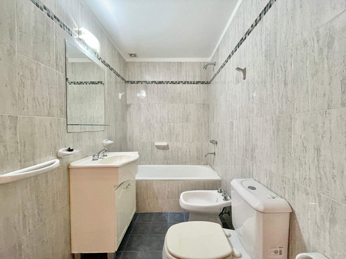 Imagen 22 de 24 de Venta Depto 2 Amb - V.luro C/patio- Bajas Expensas