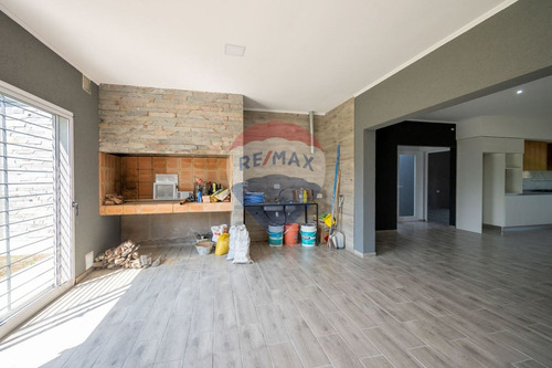 Casa Moderna A Estrenar En Alquiler En Recreo
