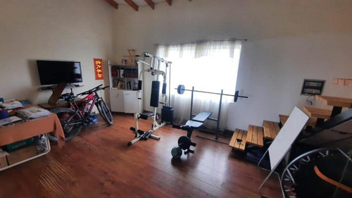 Casa En Venta - 3 Dormitorios 2 Baños - 5.000mts2 - Mendoza