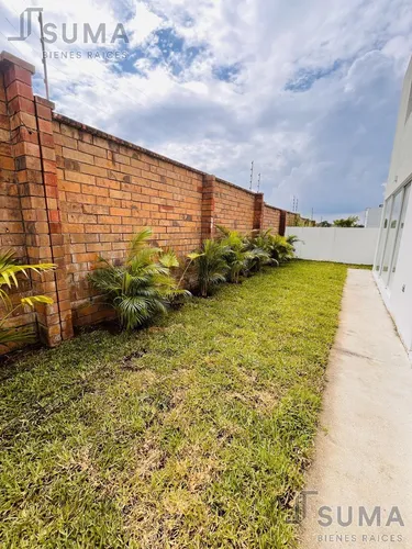 Casa En Venta En Fracc. Punta Tiburón, Alvarado Veracruz.