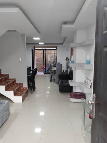 Global Asesores Ofrece En Venta Town House Ubicado En Res.villa Florencia Ii Tazajal