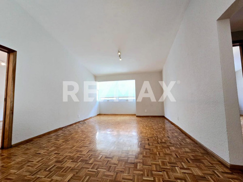 Exclusiva Casa En Venta En Lomas Del Sol: Comodidad Y Ubicación Inmejorable