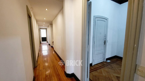 Piso C/dep En Juan D. Peron Y Av. Callao - Fte Y Cfte 150 M2 2 Bcones T/sol Apto Prof D/entrada