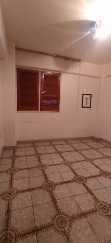 Imagen 15 de 22 de Venta De Apartamento A Remodelar 84,75+90mts2, 3h/2b/3pe Quita Crespo