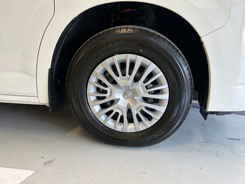 Toyota Hiace 2.8 Tdi Commuter 6at 14a