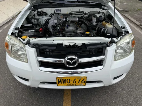 Mazda BT50 2.6 4x4 gasolina