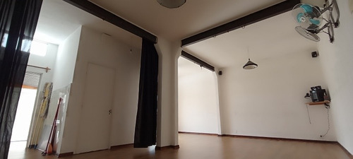 Imagen 4 de 6 de Alquiler Sala Espacio Clases Ensayo Teatro Baile Danza Yoga