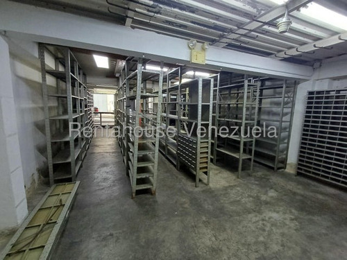 Local En Alquiler Quinta Crespo Mls #25-20686 Km