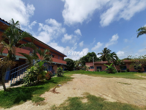 Imagen 3 de 29 de Oportunidad Posada En Venta Canales De Rio Chico