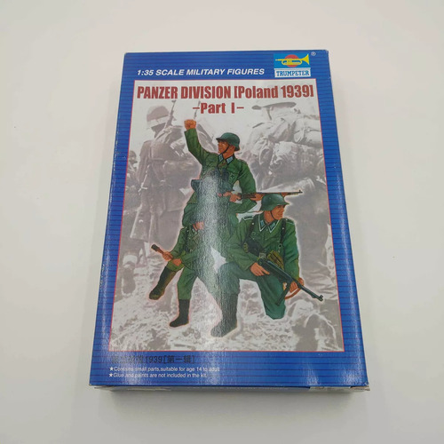 Kit Trumpeter Panzer Division Poland 1939 Part I 1/35 - 404 (Usado)