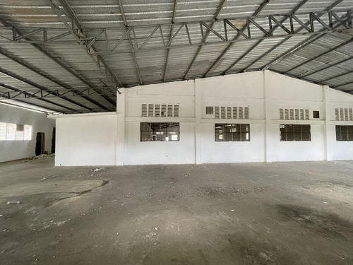 Nave Industrial Alquiler Zona Franca Hainamosa Ii