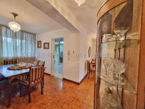 Apartamento En Venta. 24-5877