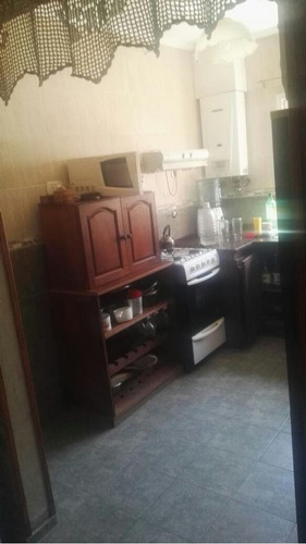 Imagen 2 de 13 de Casa-quinta Con Amplio Parque