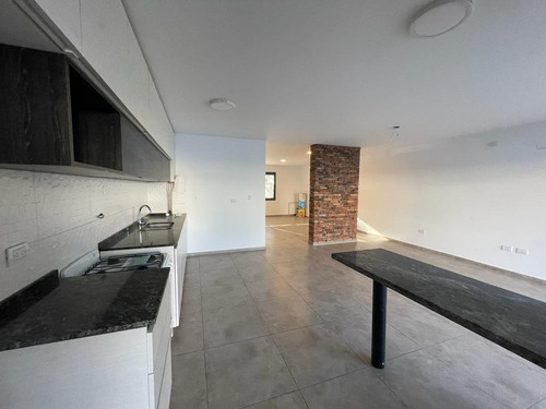 Imagen 4 de 22 de Duplex - 3 Dorm ( 1 En Suite ) - Escritorio - Calefacción Central