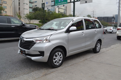 Imagen 3 de 13 de Toyota Avanza Le 2019