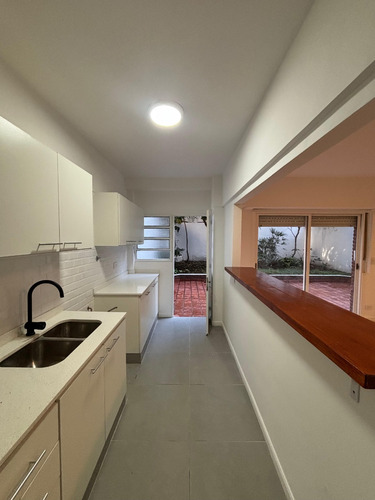Venta Pb Refaccionado A Nuevo: Dos Jardines Privados Y Ubicación Premium