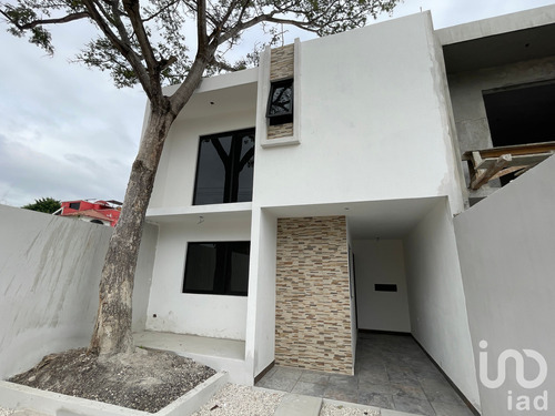 Venta Casa 3 Ambientes Plan De Ayala Ampliación Sur