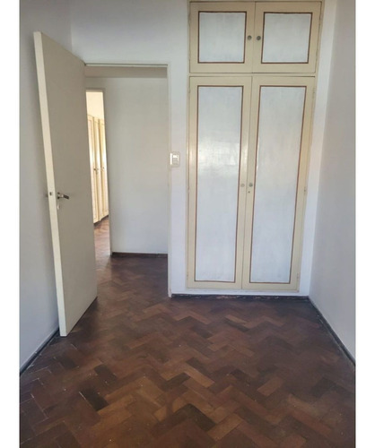 Imagen 5 de 15 de Piso Exclusivo · 3 Dormitorios · Cochera