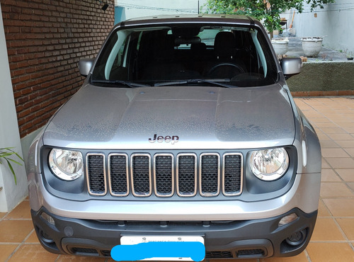 Jeep Renegade 1.8 Flex Aut. 5p