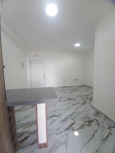 Imagen 19 de 20 de Venta De Apartamento En Buenaventura. Adlz