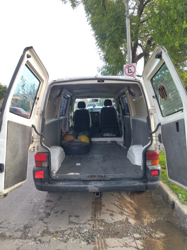 Vw Transporter. Motor Audi Gnc